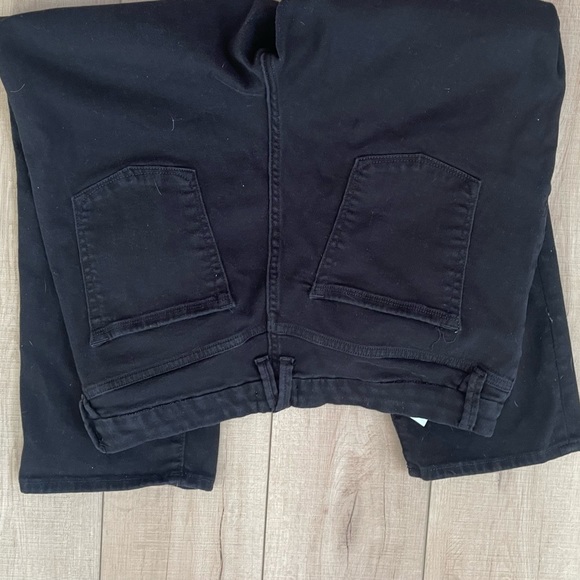 Good American Ankle length, straight, button front, gently used black jeans - Picture 3 of 7